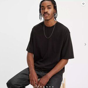 LEVI'S Relaxed Fit Black Tee Size XL